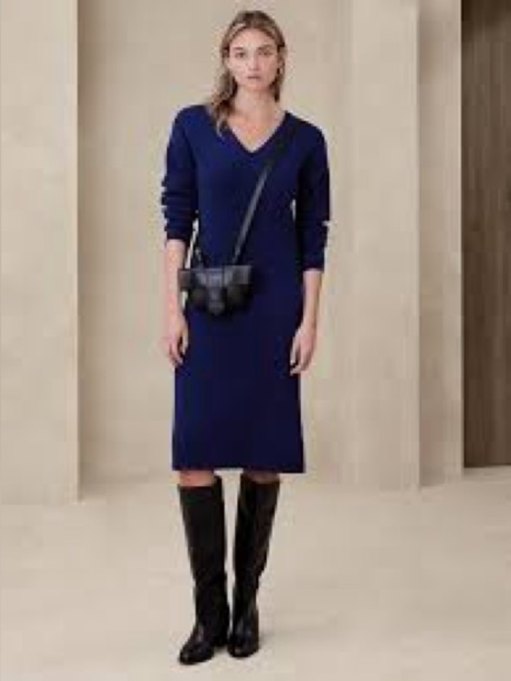 Banana Republic V-Neck Long Sleeve Midi Dress in Deep Blue- Medium